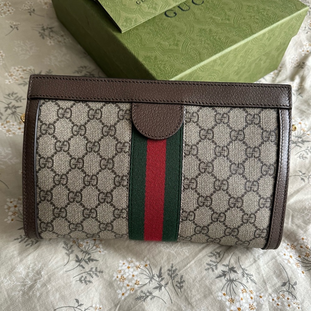 Gucci Ophidia GG Supreme Clutch - Picture 2 of 4